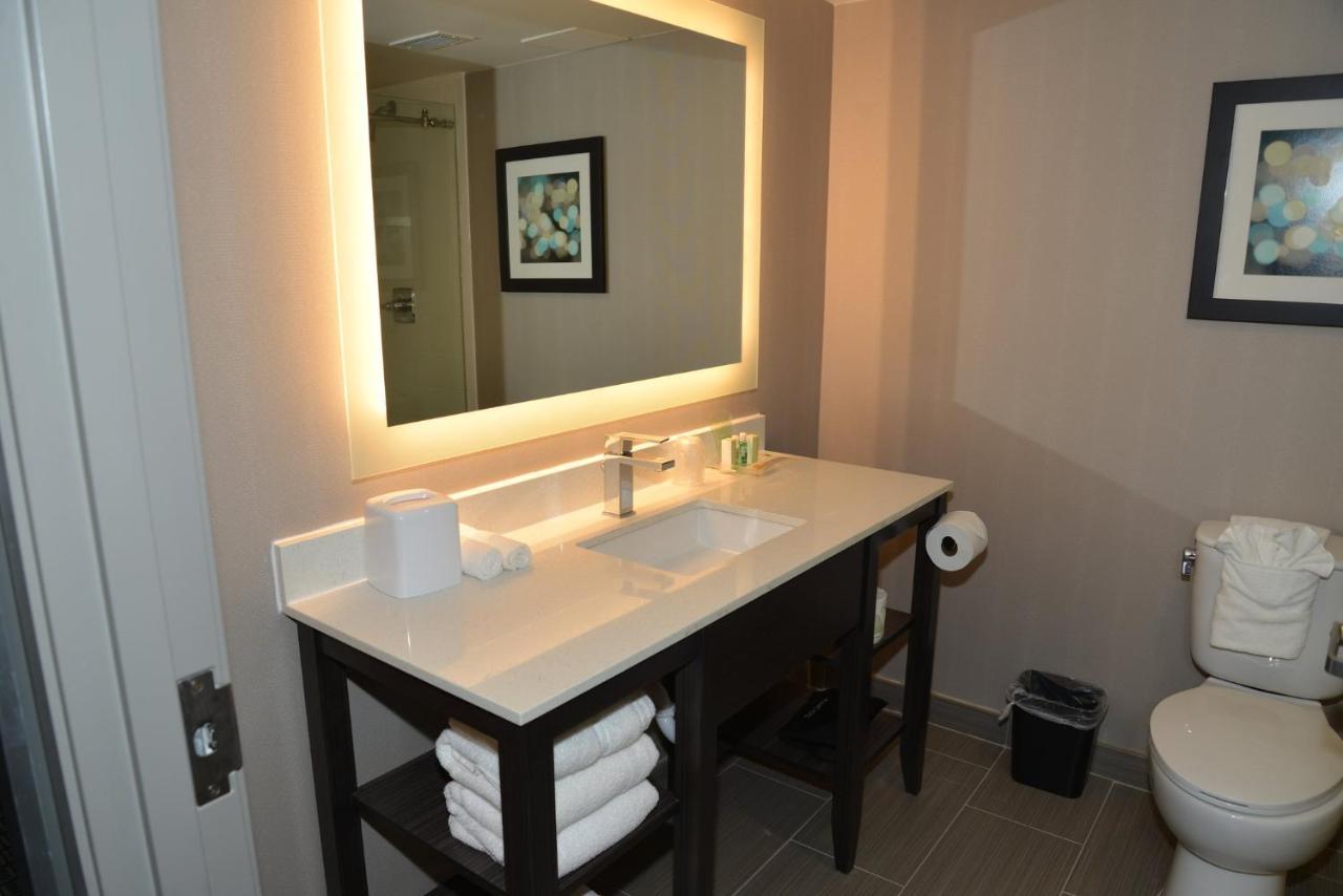 Holiday Inn - Beaumont East-Medical Ctr Area By Ihg Екстериор снимка